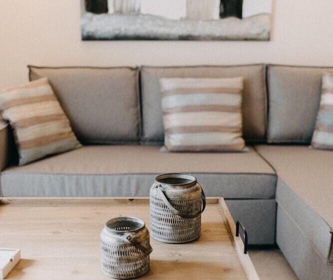 Best House, Central Luxury Apartment, Agiou Nikolaou, Patra