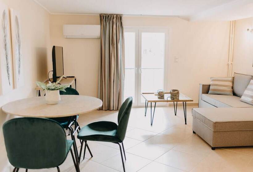 Best House, Central Luxury Apartment, Agiou Nikolaou, Patra