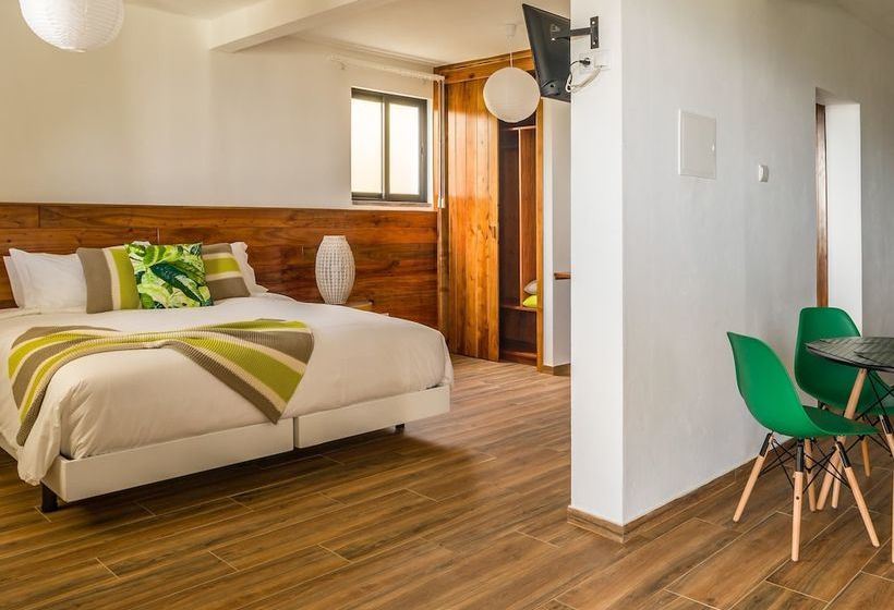 Casa Dos Lagos   Rral Nº 2187