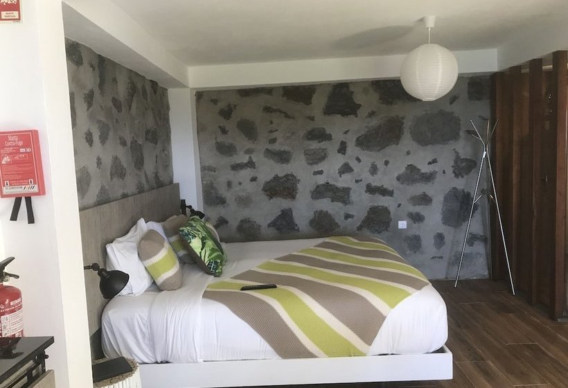 Casa Dos Lagos   Rral Nº 2187