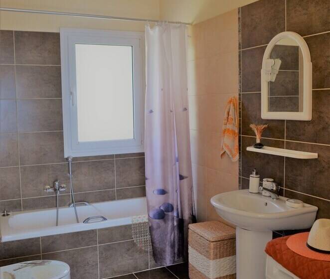 Georgia & Eri Villas