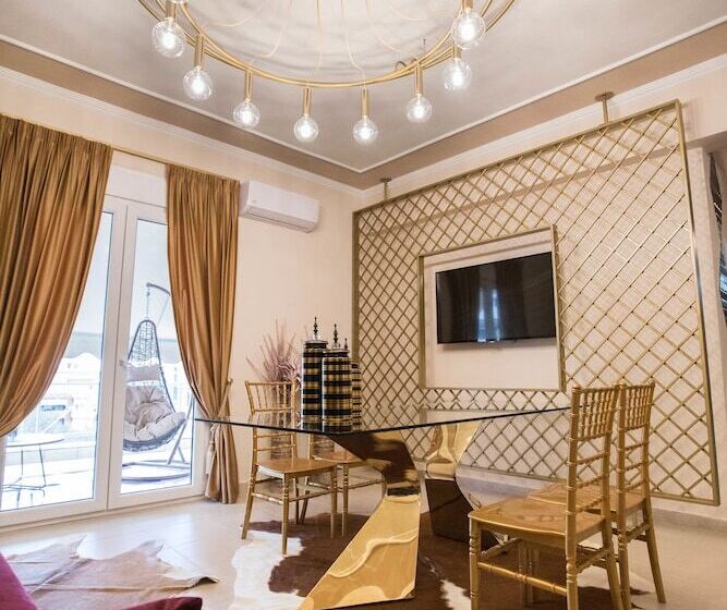 Gold Residences   Free Parking