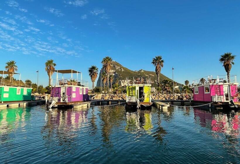 هتل Boat Haus Mediterranean Experience Alcaidesa  La Linea