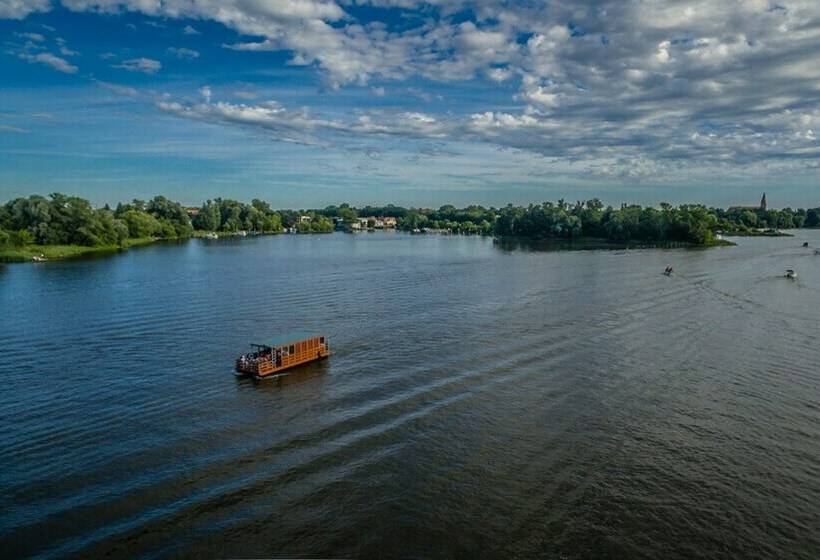 酒店 Hausboot Radewege Am Beetzsee