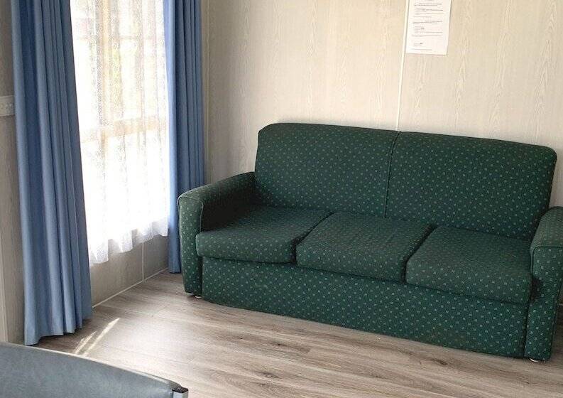 בית מלון כפרי Holbrook Motor Village