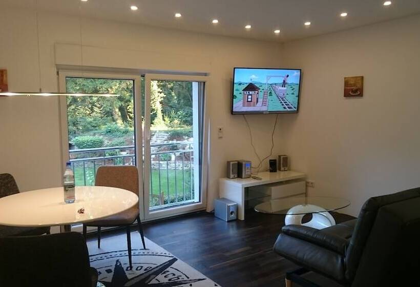 Tolles Komfortables Appartement Zaubersee