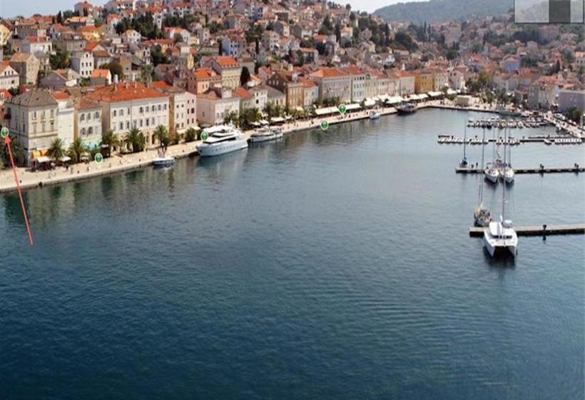 Apartments Mandarina