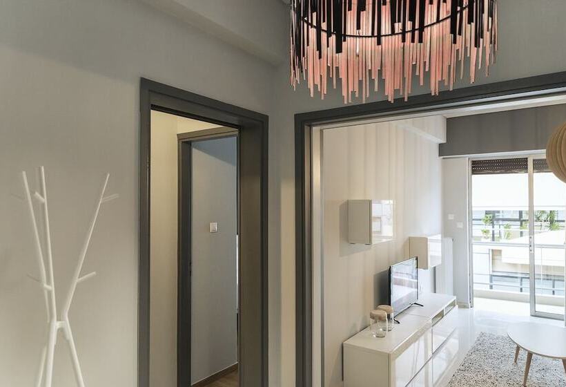 Penelope S Luxury Apartment