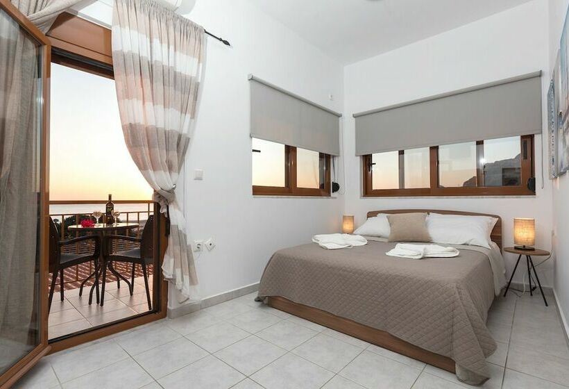 פנסיון En Plo Rooms