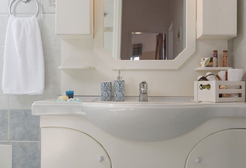 Rodanthi Hospitality