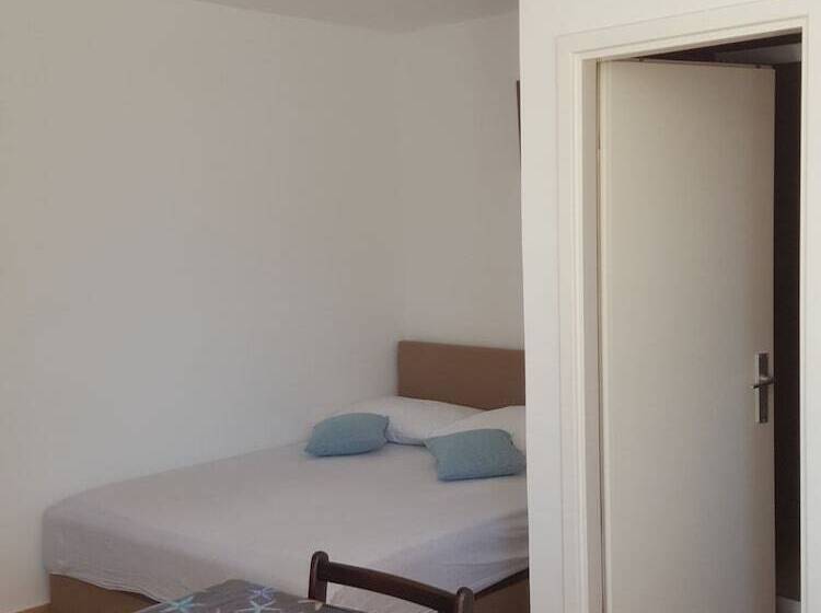 Studio Apartment Giro