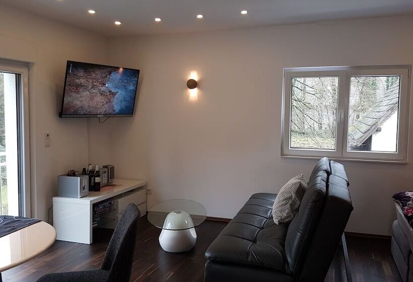 Tolles Komfortables Appartement Zaubersee