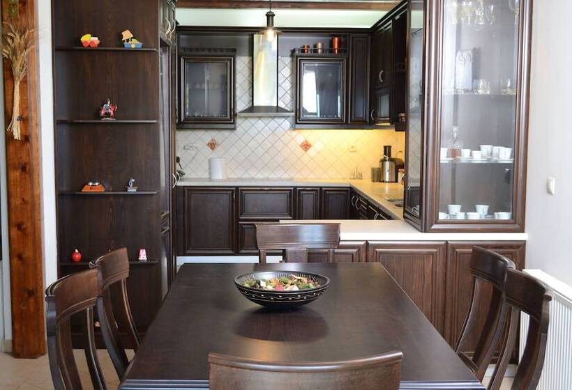 Villa Bella Loukisia