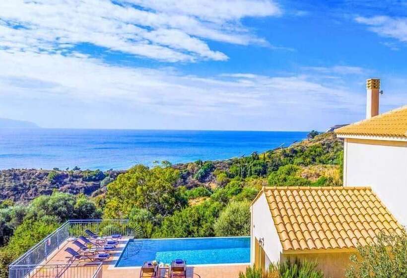 Villa Louloudia