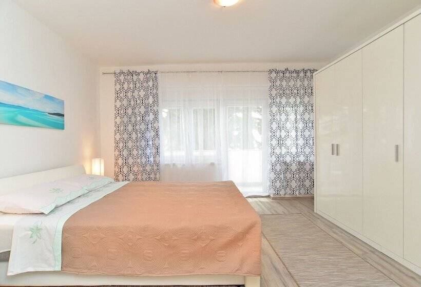 Apartment Branko 1601