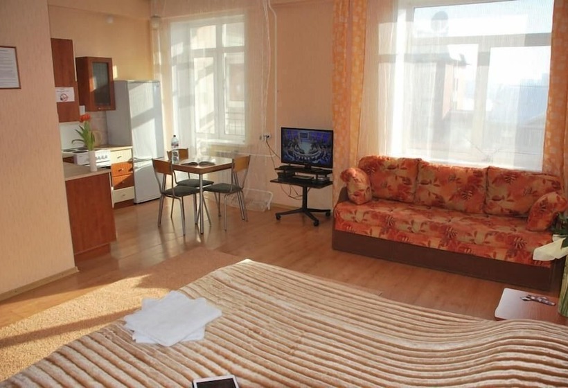 Apartment On Dalnevostochnaya 144