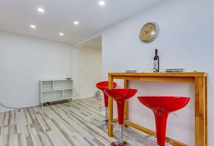 Apartments Small Sweet & Cosy