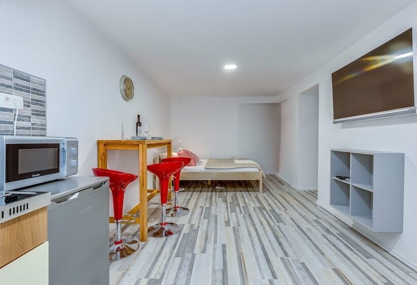 Apartments Small Sweet & Cosy