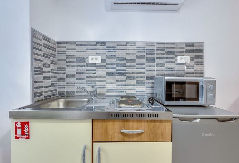 Apartments Small Sweet & Cosy