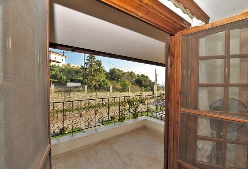 Halkidiki Family Villa Garden