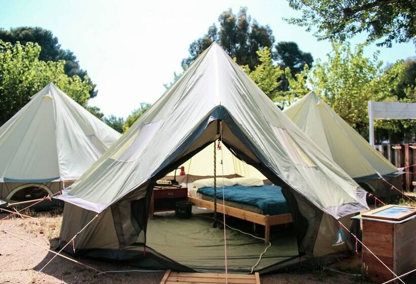 فندق Barcelona Costa Brava Beach Camp