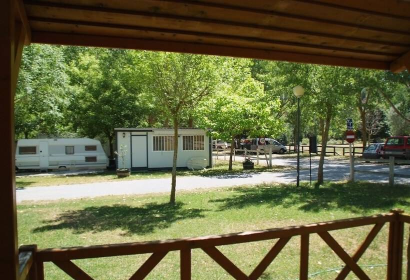 هتل Camping Los Cameros