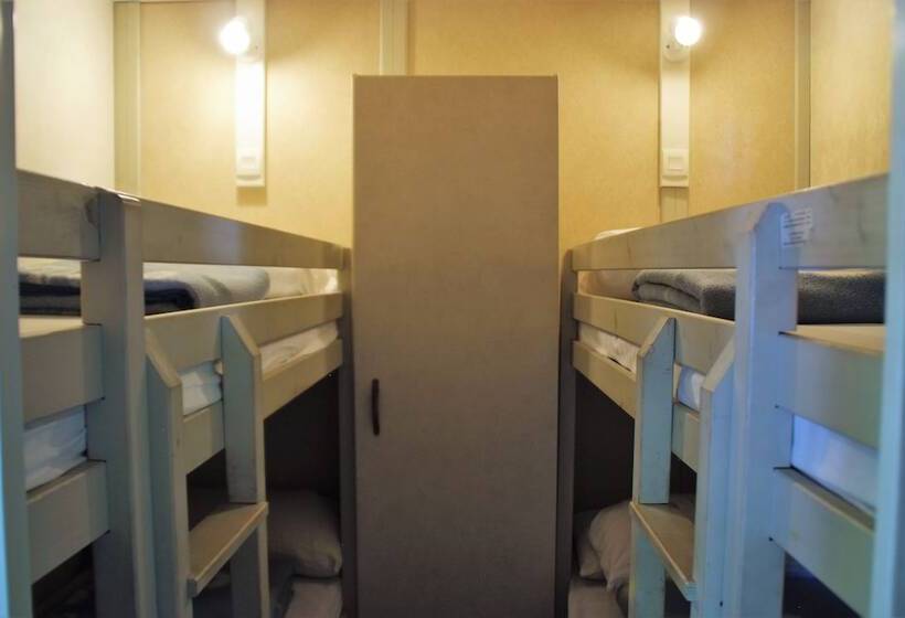 هتل Camping Los Cameros