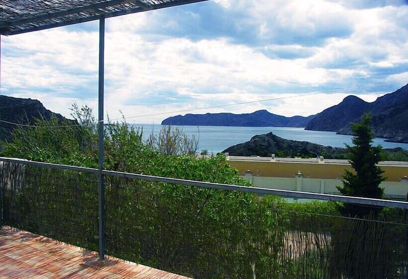 ホテル Camping Naturista El Portús