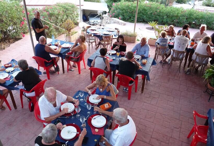 ホテル Camping Naturista El Portús