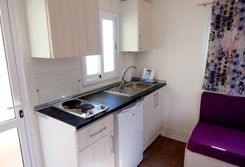 ホテル Camping Naturista El Portús