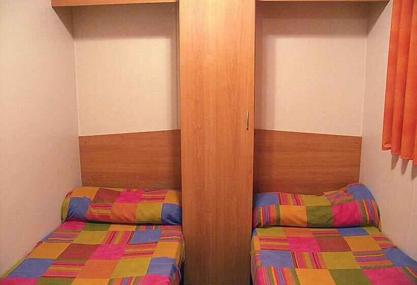 ホテル Camping Naturista El Portús