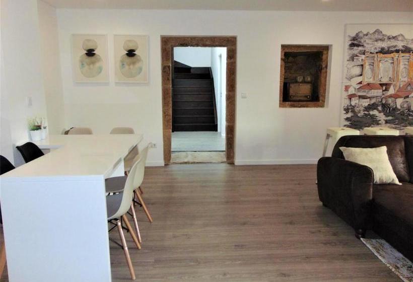 3 Bedrooms House With Garden At Salzedas