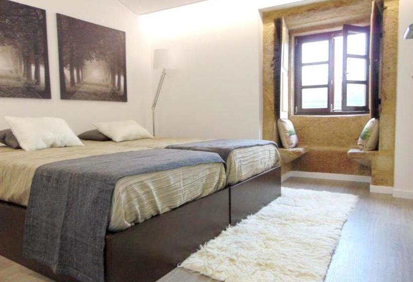 3 Bedrooms House With Garden At Salzedas