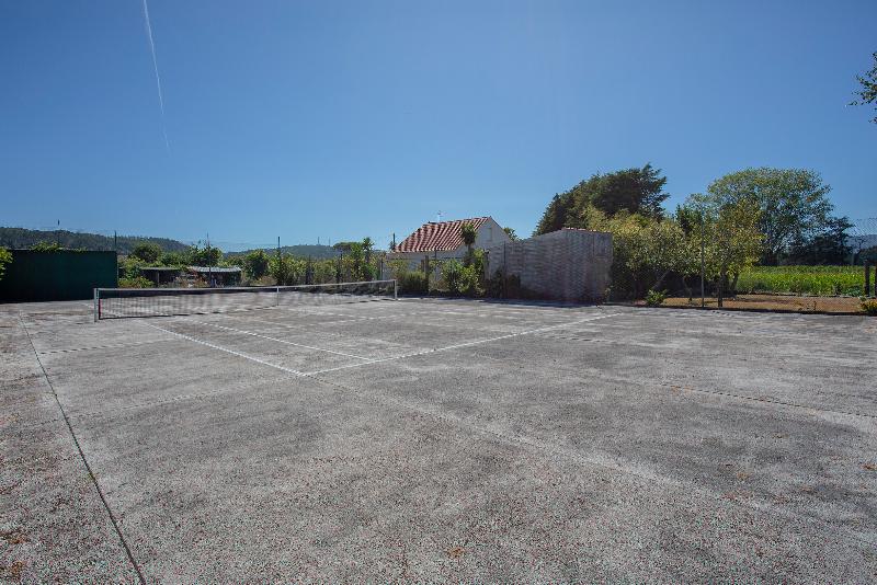 Liiiving Caminha Riverfront Garden Villa