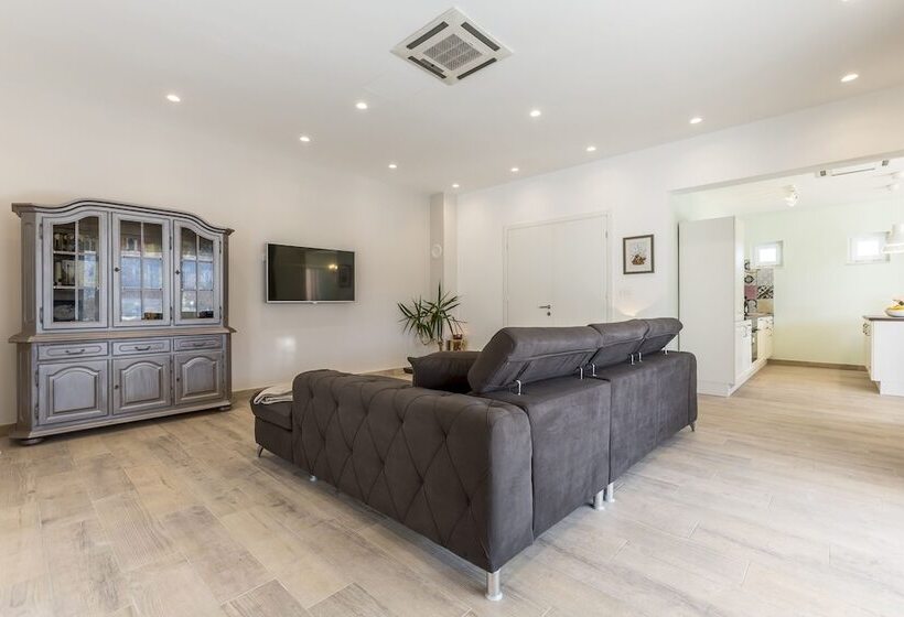 Luxury Villa Stella Near Split