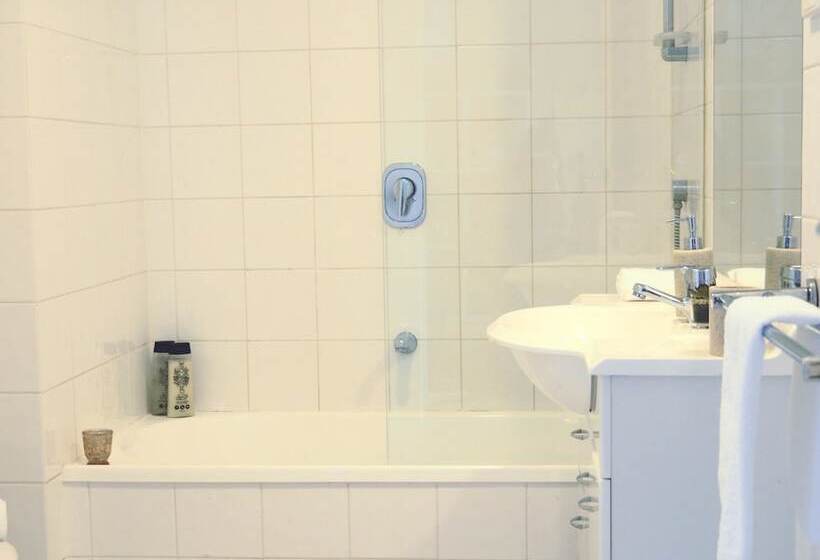 Metro Apartments South Melbourne Cbd Edge