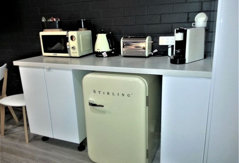 מוטל Kurri Motor Inn