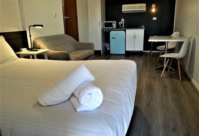 מוטל Kurri Motor Inn