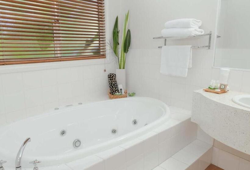 מוטל The Arabella North Coast