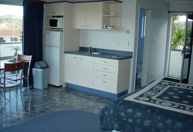 מוטל Tutukaka Coast Motor Lodge