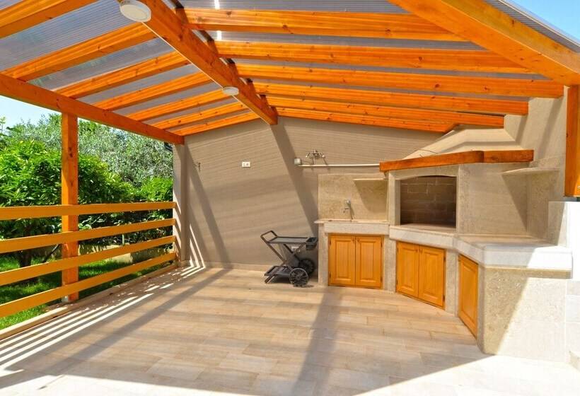 Пансион Apartments And Rooms Novigrad 1624