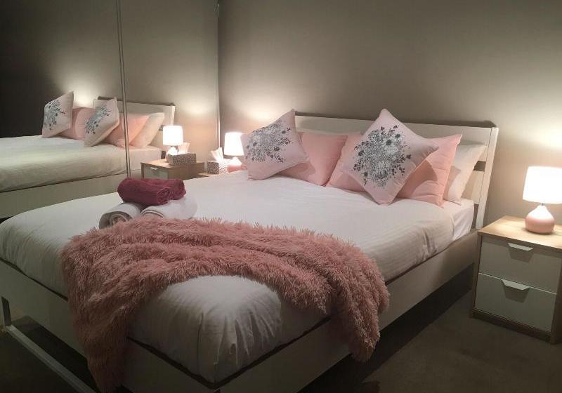 פנסיון Lovely Home