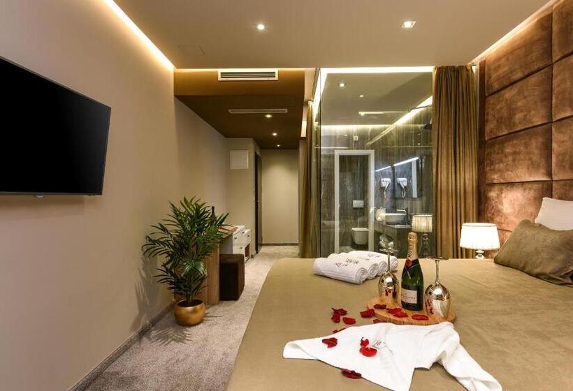 Пансион Luxury Rooms Lavie Superior Rooms