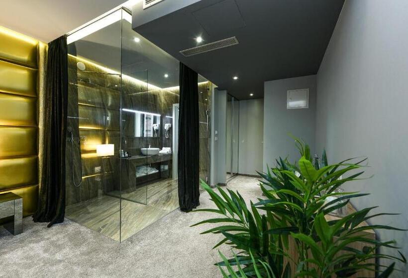 Пансион Luxury Rooms Lavie Superior Rooms