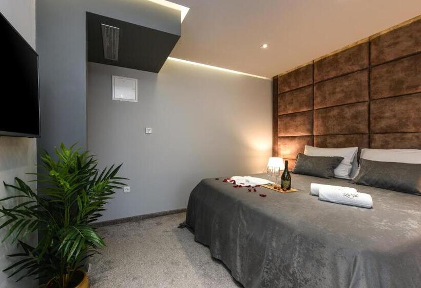 Пансион Luxury Rooms Lavie Superior Rooms