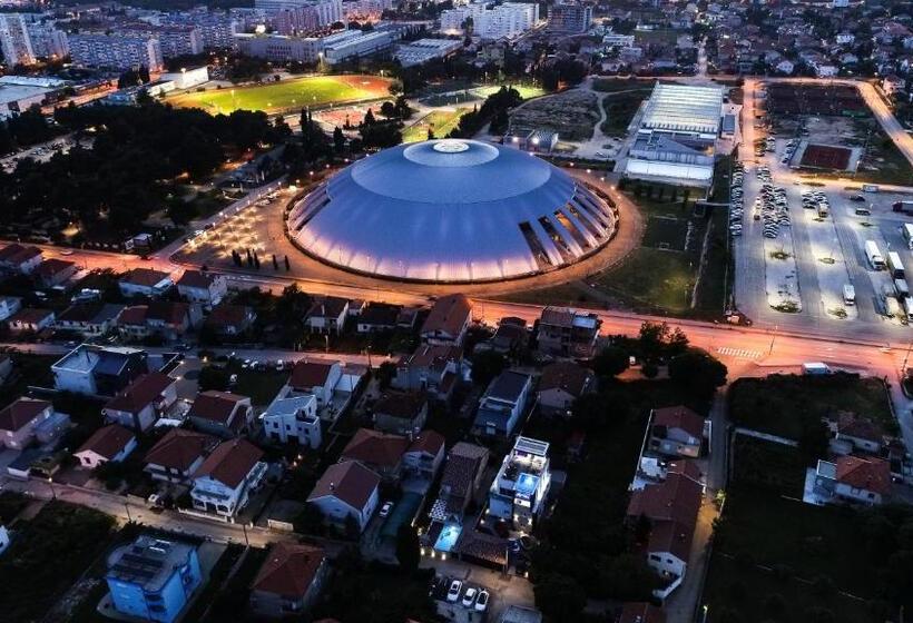 Пансион Luxury Rooms Lavie Superior Rooms