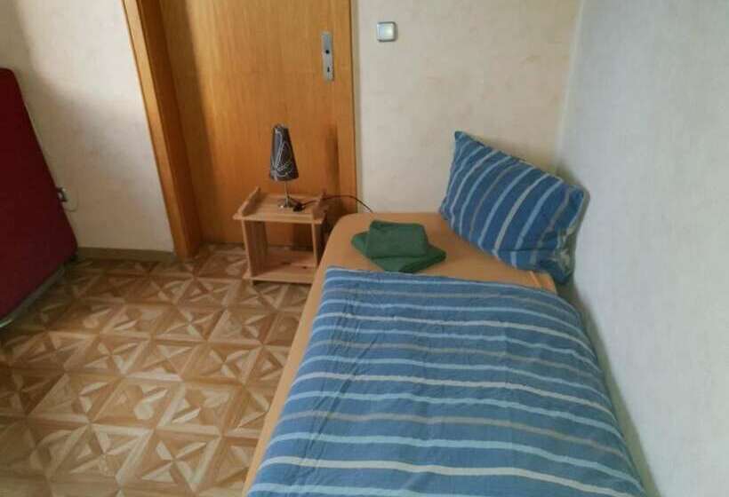 膳宿费 Monteurzimmer Hoffmann