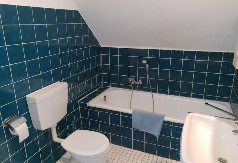 膳宿费 Monteurzimmer Hoffmann