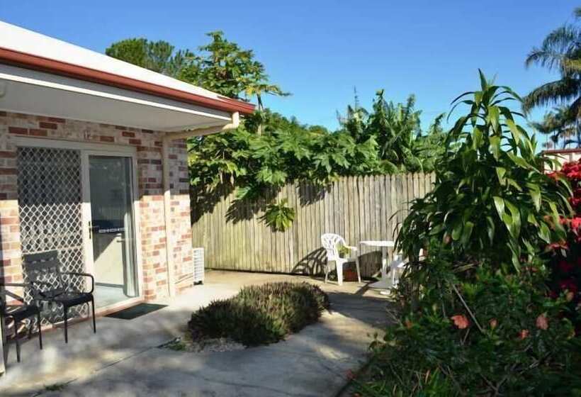Redland Bay Motel
