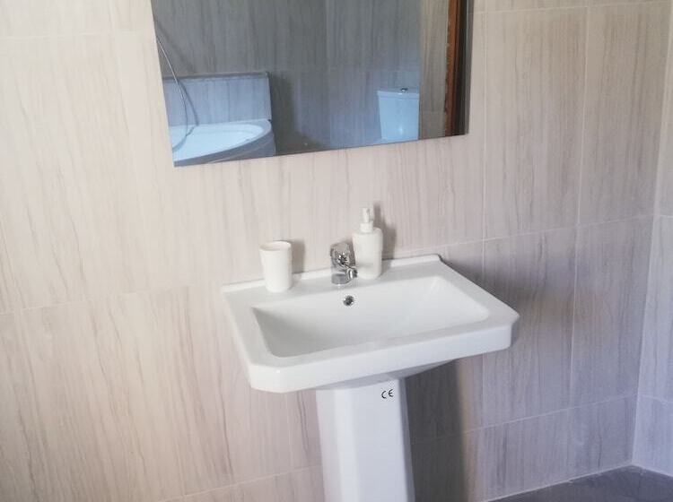 Salamina S Apartment